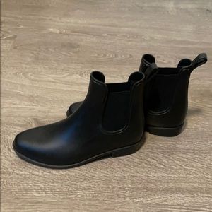 New Day (Target) black, ankle rain boots, size 6